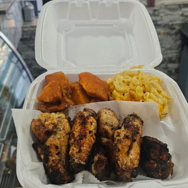 Chicken Wings With 2 Sides.